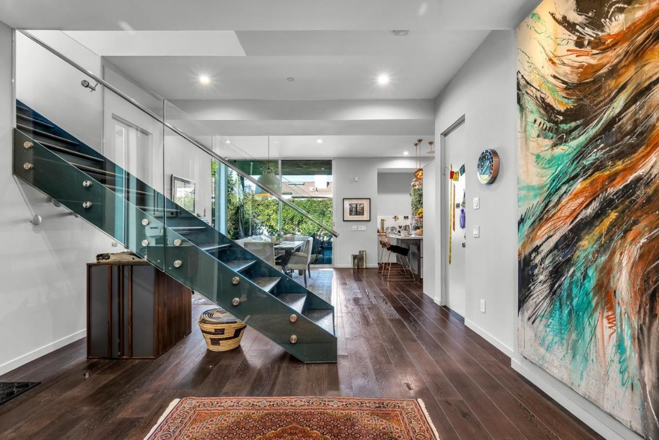 Luxury Living In West Hollywood Modern 3br W Pool & Hot Tub *
