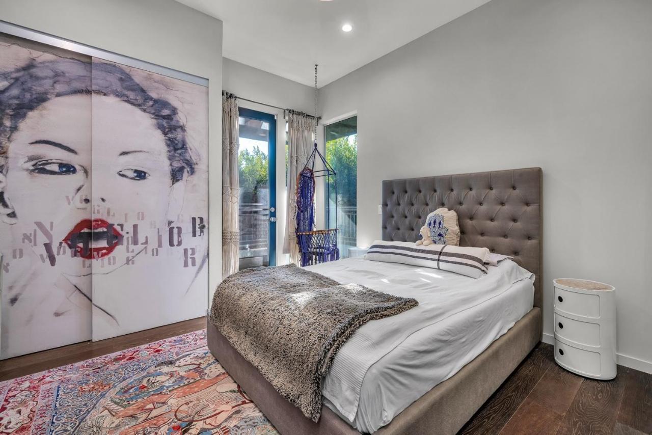Luxury Living In West Hollywood Modern 3br W Pool & Hot Tub Holiday home Los Angeles