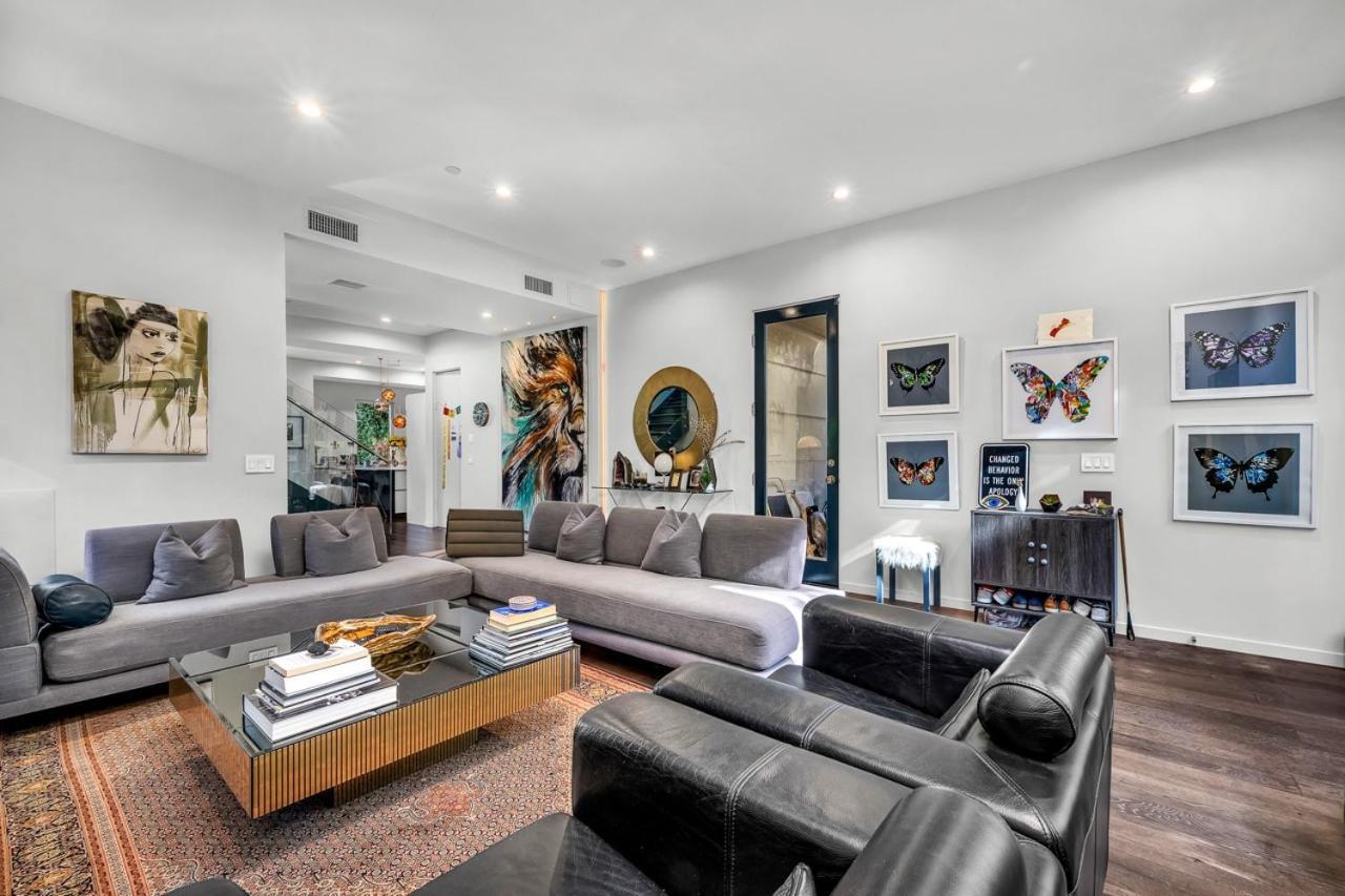 Luxury Living In West Hollywood Modern 3br W Pool & Hot Tub Holiday home *