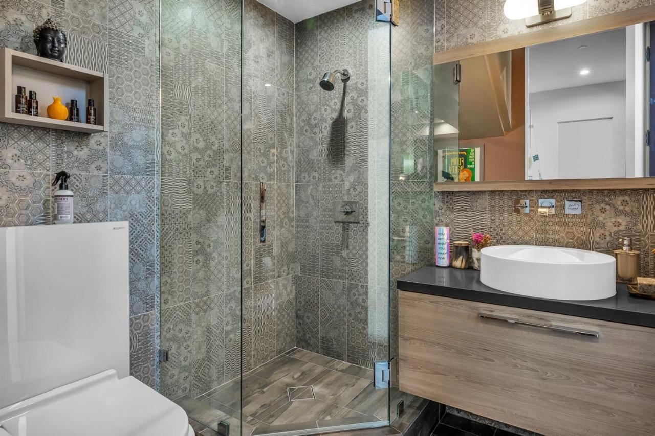 Luxury Living In West Hollywood Modern 3br W Pool & Hot Tub *